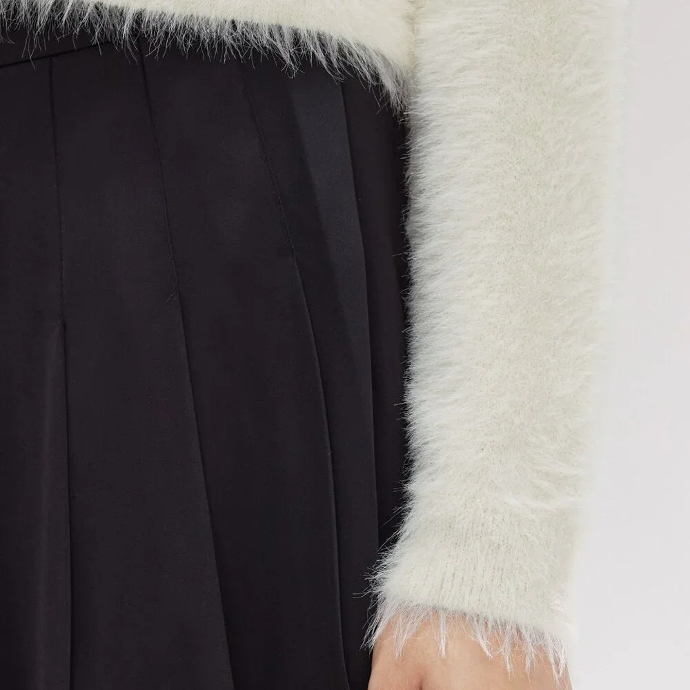 NWT Fred Perry Amy Whitehouse White Furry Cardigan Sweater - Picture 7 of 11